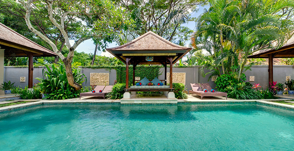 Villa Kedidi - Pool and gardens, Canggu Villa Images ...